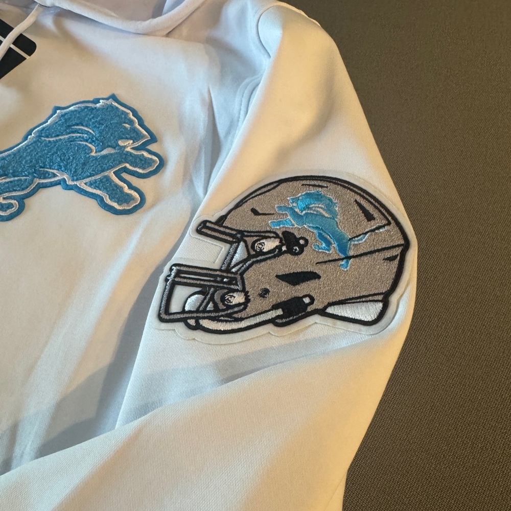 Men’s NFL Detroit Lions Hoodie - Picture 4 of 12